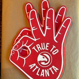 Atlanta Hawks set of 2 foam fingers